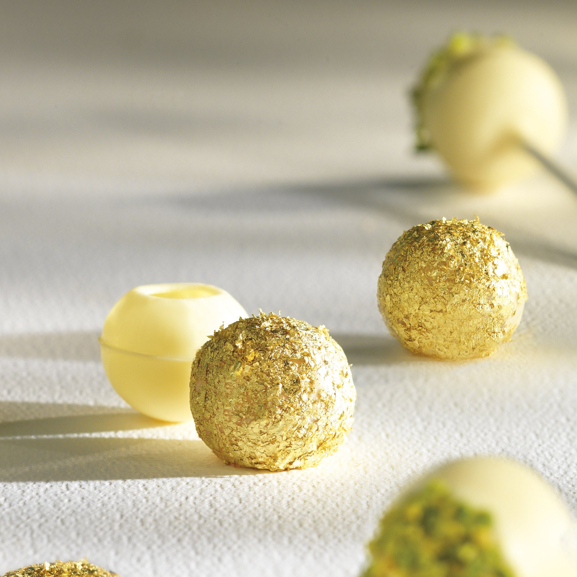 White Chocolate Truffle Shells - Callebaut Shop