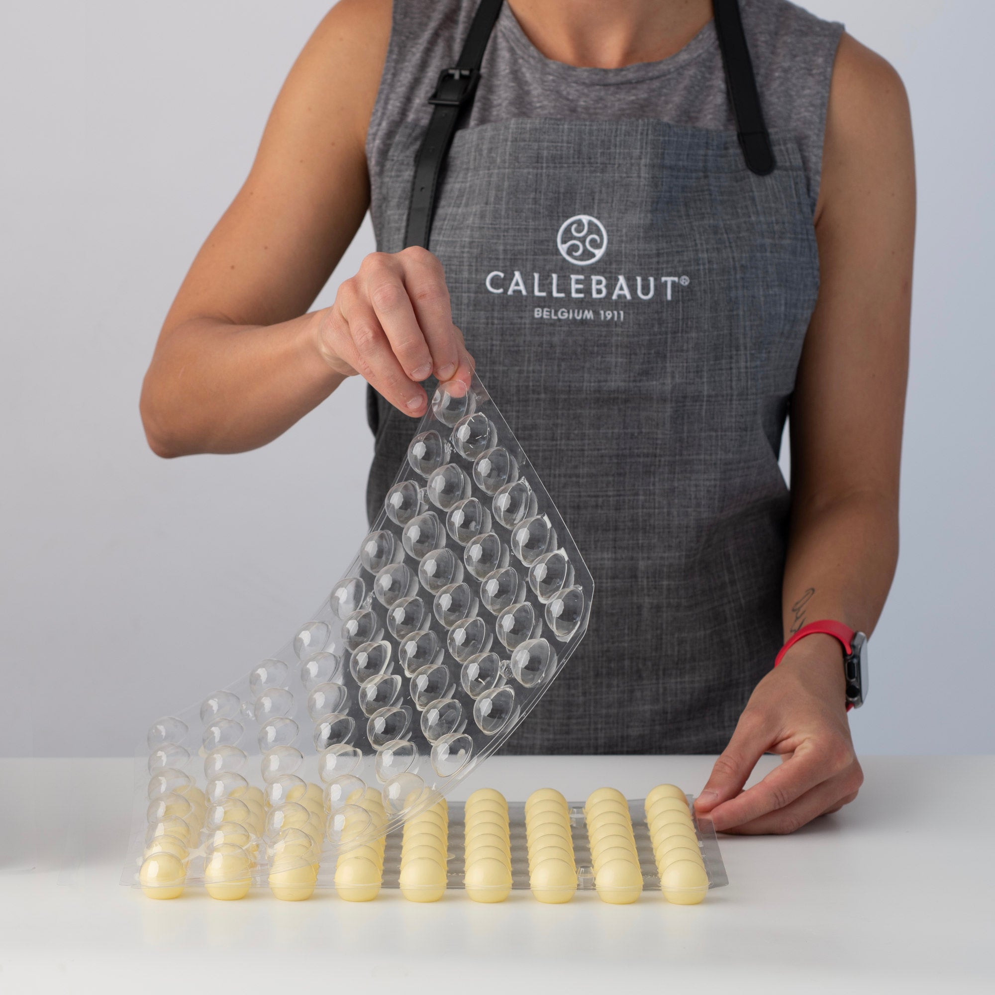 White Chocolate Truffle Shells - Callebaut Shop