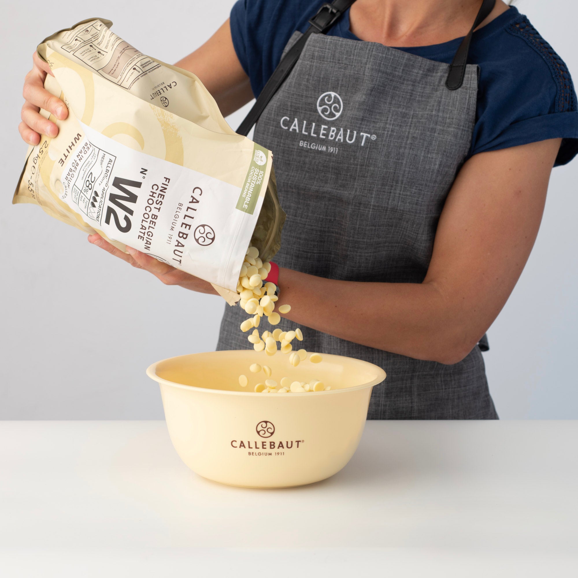 White Chocolate Callets: Recipe N° W2 - Callebaut Shop