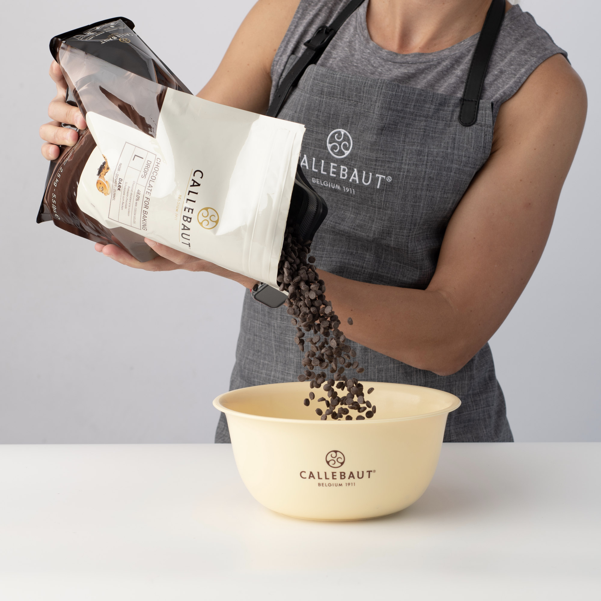 Dark Chocolate Baking Drops 2.5kg, , small